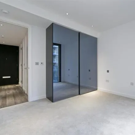 Image 5 - Catalina House, Canter Way, London, E1 8PS, United Kingdom - Apartment for sale