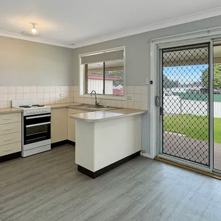 Image 6 - Burnham Close, Thornton NSW 2322, Australia - Apartment for rent
