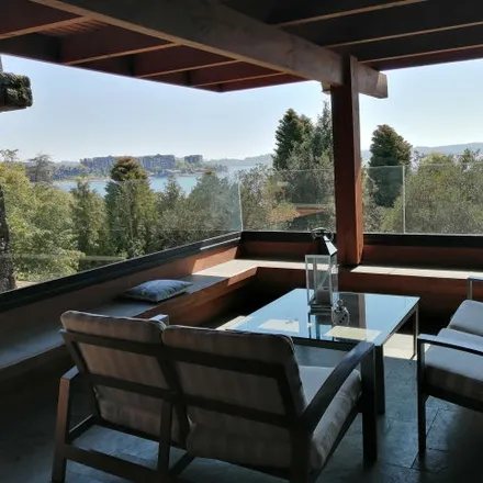 Rent this 5 bed house on Manuel Antonio Matta 690 in 493 0611 Villarrica, Chile