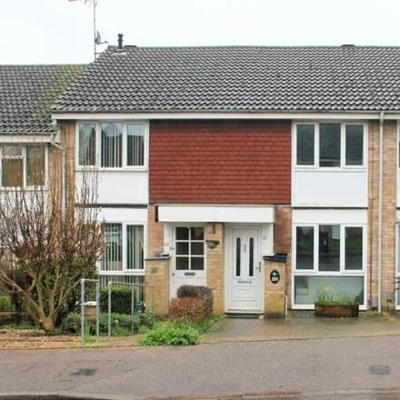 Buy this 2 bed townhouse on Orchard Way in Old Knebworth, SG3 6BU