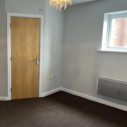 Image 7 - Aintree House, Terret Close, Walsall, WS1 1EN, United Kingdom - House for rent