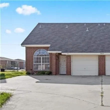 Buy this studio house on 3899 Littleleaf Drive in Killeen, TX 76549