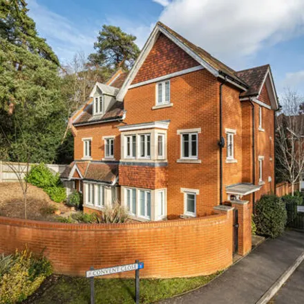 Buy this 4 bed townhouse on Convent Close in Woking, GU22 8DS