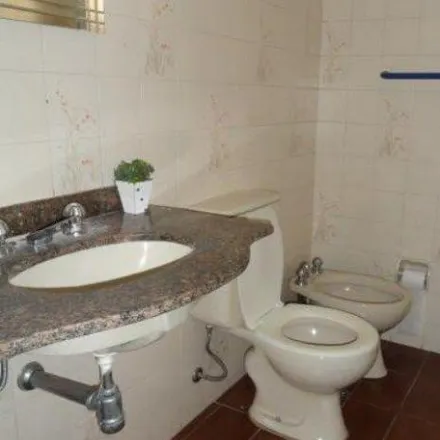 Rent this 1 bed apartment on Rua Santos in Pitangueiras, Guarujá - SP