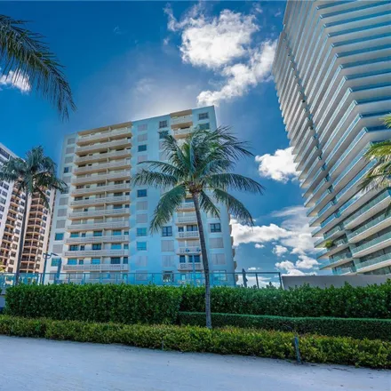 Buy this 1 bed condo on Collins Avenue & Harbour Way in Collins Avenue, Bal Harbour Village