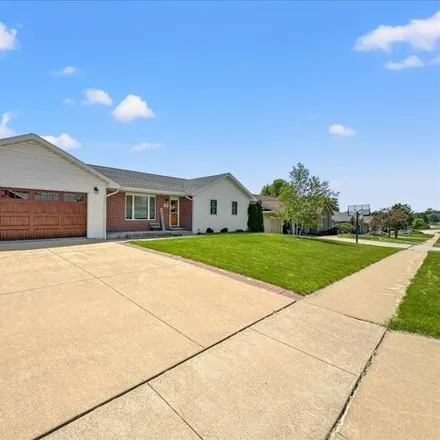 Buy this 4 bed house on 610 Crownline Drive in Epworth, IA 52045