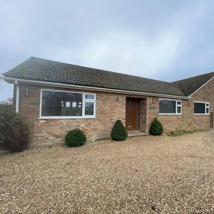 Rent this 5 bed house on Little Curf Drove in Doddington Road, Chatteris