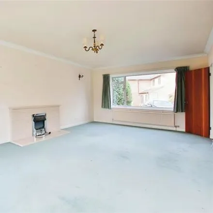 Image 4 - 25 Ham Close, Charlton Kings, GL52 6NP, United Kingdom - House for sale