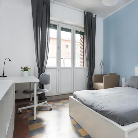 Rent this 4 bed room on Pizzalogia in Viale dello Scalo San Lorenzo, 85