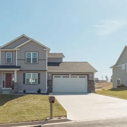 Buy this 4 bed house on 1483 Stoneridge Drive in Watertown, WI 53098