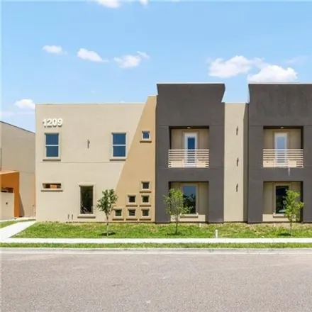 Buy this 3 bed condo on 1243 East Camellia Avenue in McAllen, TX 78501