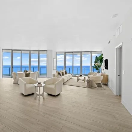 Buy this 4 bed condo on Paramount in 701 North Fort Lauderdale Beach Boulevard, Birch Ocean Front