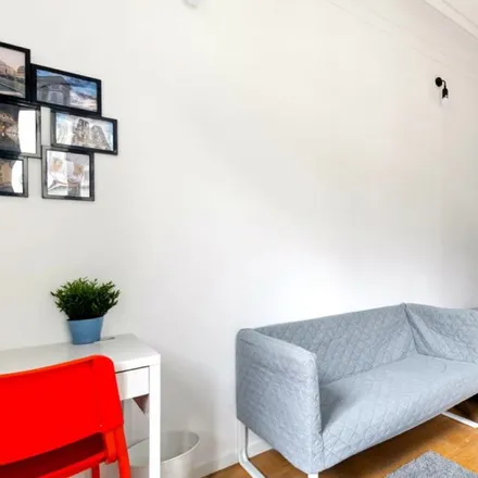 Rent this 11 bed room on 20 Rue Christophe-Colomb in 94200 Ivry-sur-Seine, France