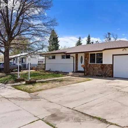 Image 3 - 690 Bryce Drive, Colorado Springs, CO 80910, USA - House for sale