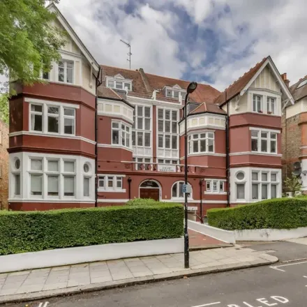 Rent this 2 bed apartment on Quality Hotel Hampstead in 5 Frognal, London