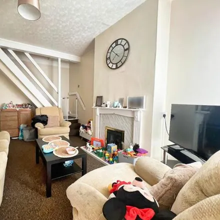 Image 2 - 40 Enfield Road, Coventry, CV2 4BZ, United Kingdom - Townhouse for sale