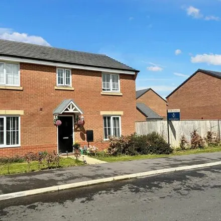 Buy this 4 bed house on High Grove Park in Ormskirk, L40 7AD