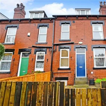 Rent this 2 bed townhouse on Nancroft Mount in Leeds, LS12 2DF