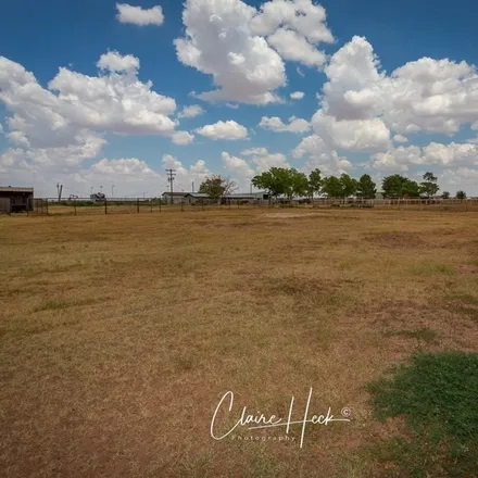 Image 6 - 7915 East Goldenrod Drive, Gardendale, Ector County, TX 79758, USA - House for sale