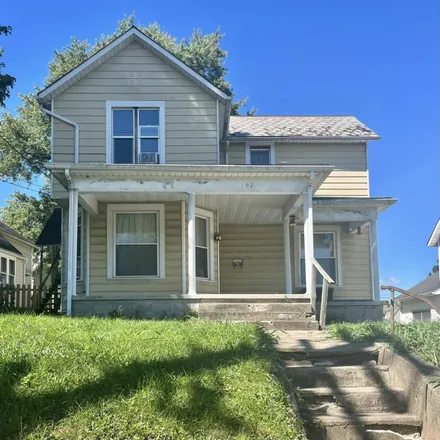 Buy this studio duplex on 1107 South Broad Street in Lancaster, OH 43130