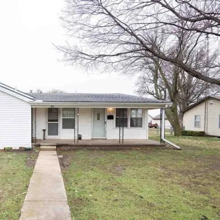 Buy this 3 bed house on 439 South Peach Avenue in Newkirk, Kay County