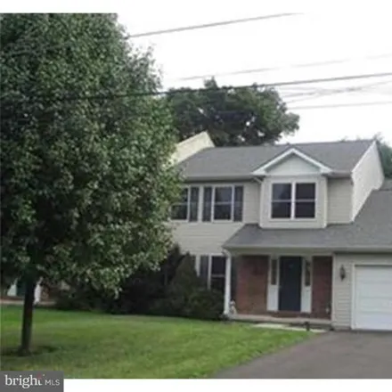 Rent this 3 bed house on 339 Hawthorne Street in Warminster Village, Warminster Township