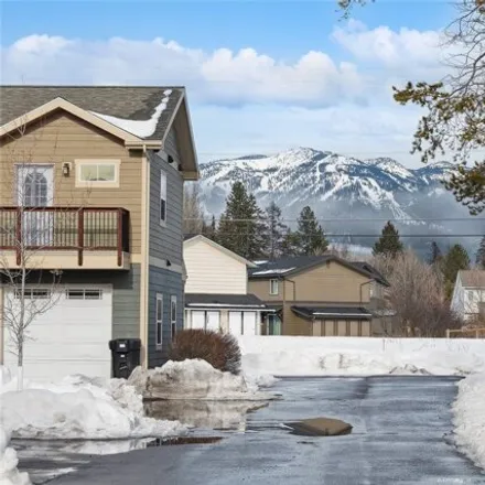 Image 3 - 753 Edgewood Place, Whitefish, MT 59937, USA - Condo for sale