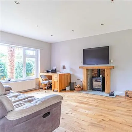 Image 5 - The Comp, Eaton Bray, LU6 2DH, United Kingdom - House for sale