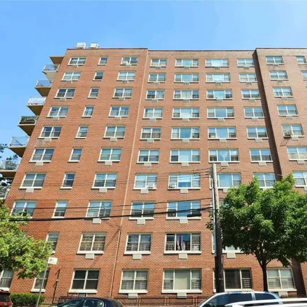 Buy this 1 bed condo on 76-20 45th Avenue in New York, NY 11373