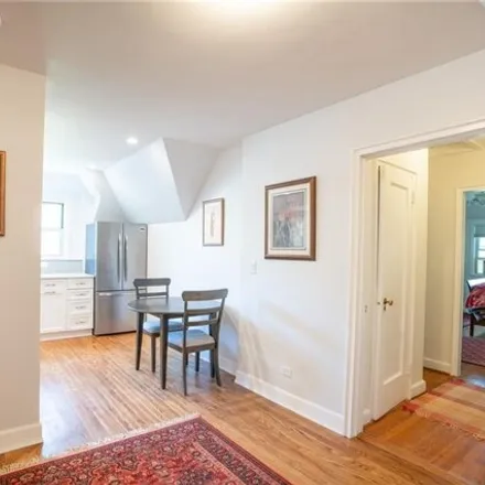 Image 4 - 6 Campus Place, Village of Scarsdale, NY 10583, USA - Apartment for sale