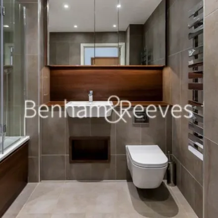Image 4 - Dickens Street, London, SW8 3EQ, United Kingdom - Apartment for rent