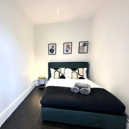Rent this 1 bed apartment on London in EC1V 9LT, United Kingdom