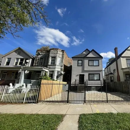 Buy this 8 bed house on 7121 South Union Avenue in Chicago, IL 60621