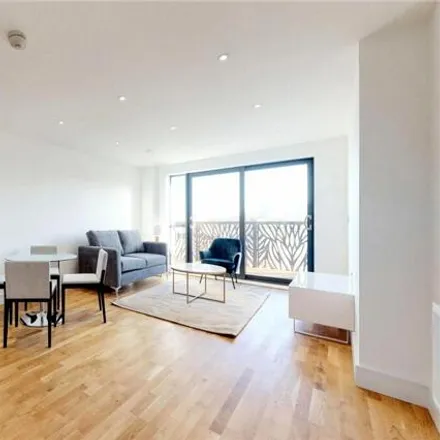 Buy this 2 bed apartment on Cityview Point in 139 Leven Road, London