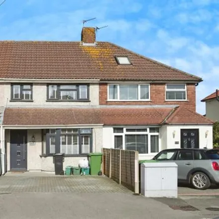Buy this 3 bed townhouse on 112 Worthing Road in Patchway, BS34 5HX