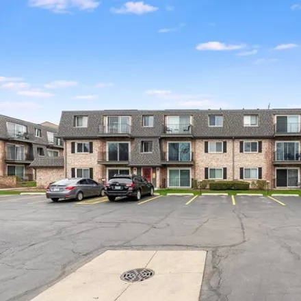 Buy this 2 bed condo on unnamed road in Palatine, IL 60067