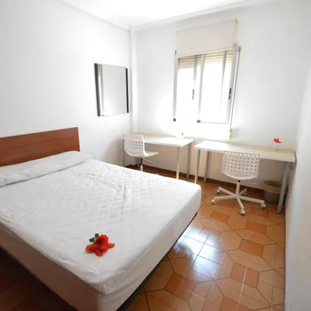 Image 5 - Carrer de Pere Joan Nunes, 46021 Valencia, Spain - Room for rent