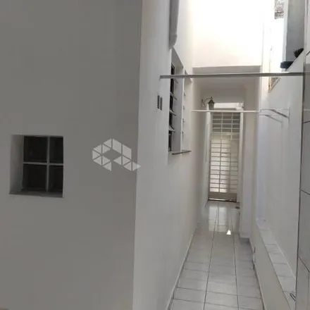 Buy this 4 bed house on Rua das Camélias 667 in Mirandópolis, São Paulo - SP