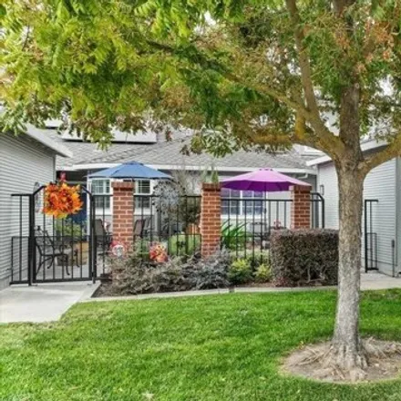 Buy this 2 bed condo on 5938 Land View Drive in Stockton, CA 95219