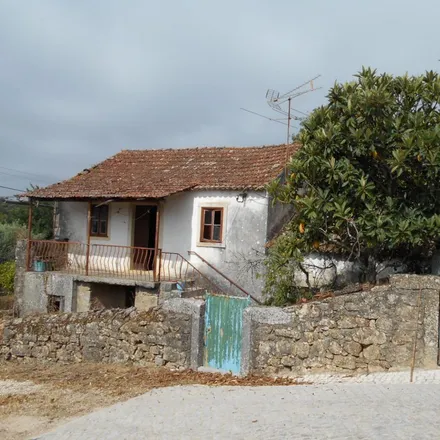 Buy this 3 bed house on Misericórdia in Quelha do Garfo, 3240-402 Ansião