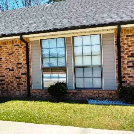 Rent this 2 bed house on 316 Vicksburg