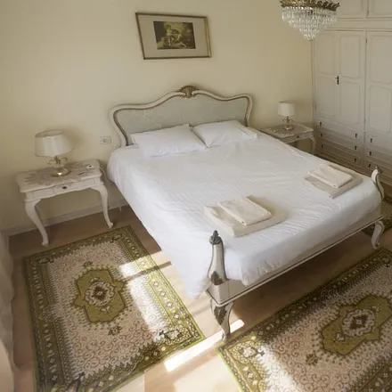Rent this 4 bed house on Avenida da Associação Empresarial de Portugal in 4100-461 Porto, Portugal