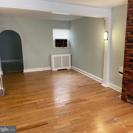 Image 5 - 2441 East Indiana Avenue, Philadelphia, PA 19134, USA - Townhouse for sale