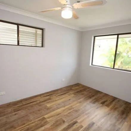 Image 6 - Warrawong Street, Coolangatta QLD 2485, Australia - Apartment for rent