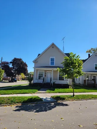 Buy this 3 bed house on 2710 20th Street in Racine, WI 53405