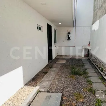 Rent this 2 bed house on Avenida Limones in 72940 Puebla City, PUE