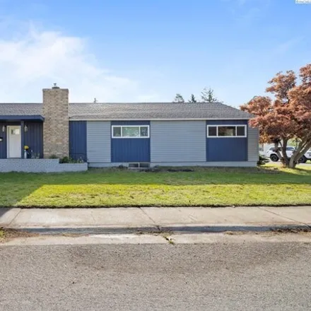 Buy this 4 bed house on 1434 Thayer Drive in Richland, WA 99354