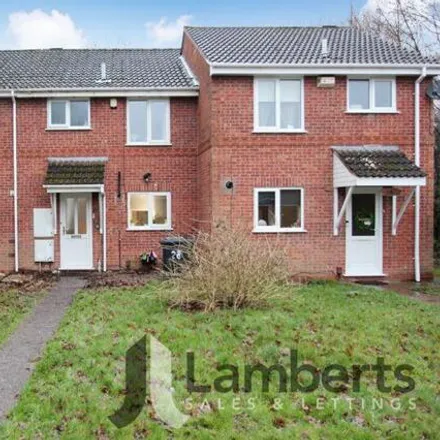 Buy this 3 bed townhouse on Abbotswood Close in Redditch, B98 0QD