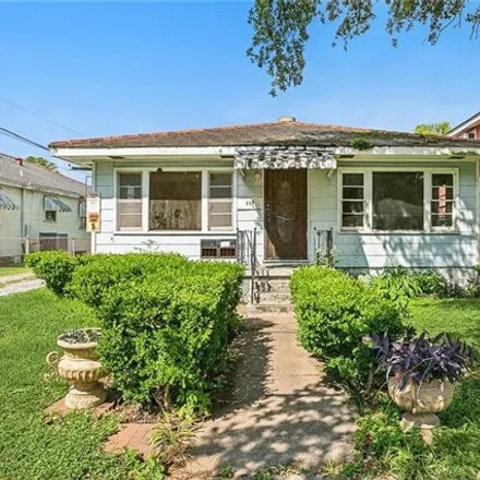 Buy this 6 bed house on 237 Central Avenue in Jefferson, Jefferson Parish