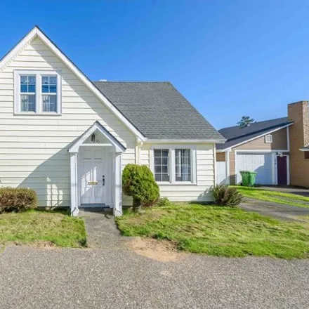 Buy this 3 bed house on 296 South 10th Street in Coos Bay, OR 97420